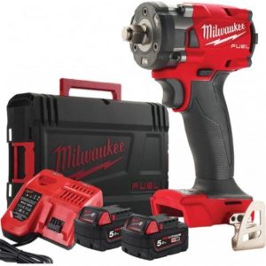 MILWAUKEE M18FIW2F12-502X M18 FUEL 1/2" Stubby Impact Wrench (2x5Ah)